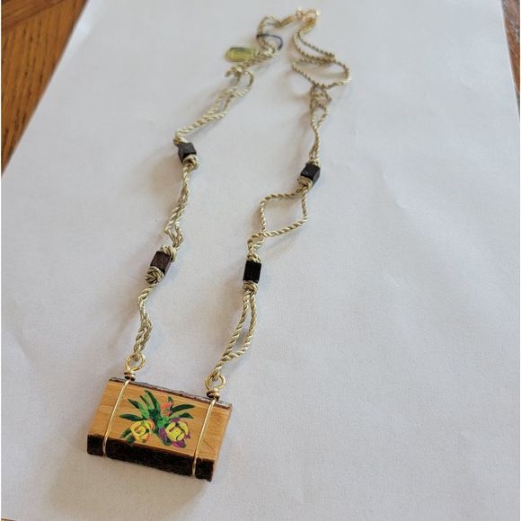 no brand Jewelry - 𝅺Geniune Wood Hand Painted Taiwan Necklace